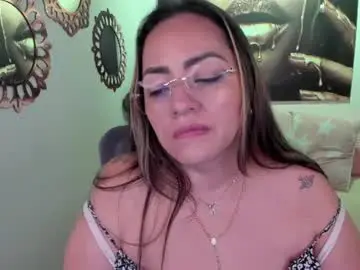 Chaturbate Private Sex Chat of marianalopez81