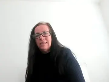 Chaturbate Live Sex Cam of wigglypeachgoddess