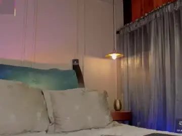 Chaturbate Adult Video Chat of naishaford_1
