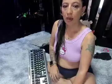 Chaturbate Nude Webcam of sara_hot_2