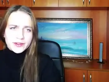 Chaturbate Adult Video Chat of smilequeen_3