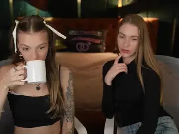 Chaturbate Live Porn of sweetdesiree_