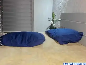 Chaturbate Watch Live Sex Cams of sophiashyy