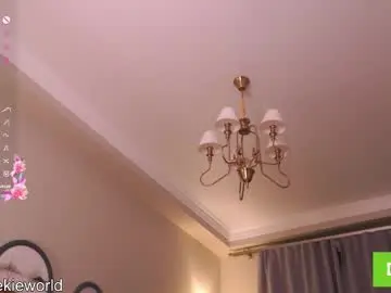 Chaturbate Watch Live Sex Cams of cheekie_breekie