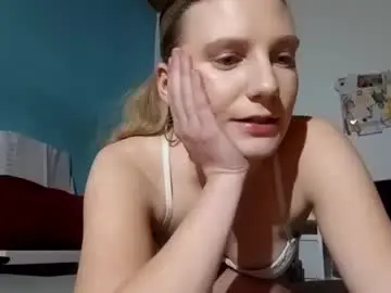 Chaturbate Best live sex cam show of lia06_