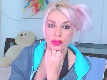 Chaturbate Nude Webcam of lillianasara