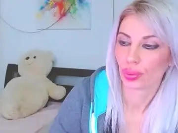 Chaturbate Best live sex cam show of lillianasara