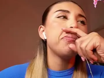Chaturbate Live Sex of charlotte__grey