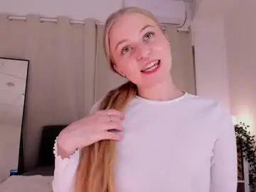 Chaturbate Live Sex Cam of mia_meows