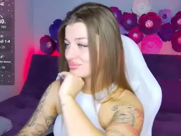 Chaturbate Live Sex of mia_tins