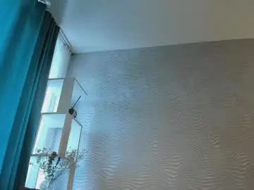Chaturbate Live Sex Cam of sweetplambeck