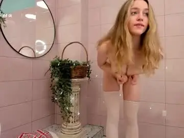 Chaturbate Live Sex of softdreamer_