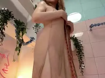 Chaturbate Live Porn of softdreamer_