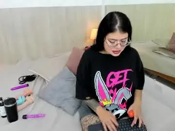 Chaturbate Live Sex Cam of damaris_ponce