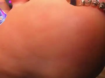 Chaturbate Live Sex of belladiamond18