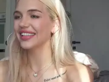 Chaturbate Free Live Porn of milabunny_