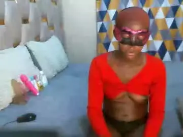 Chaturbate Free Live Porn of remmyqueen