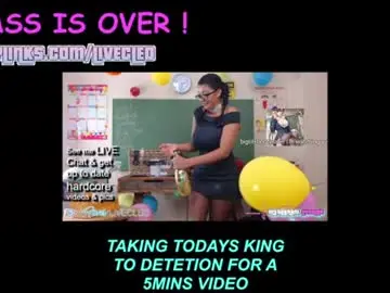 Chaturbate Live Sex Cam of livecleo