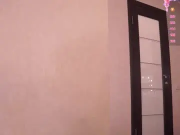 Chaturbate Live Porn of queeneliaa_