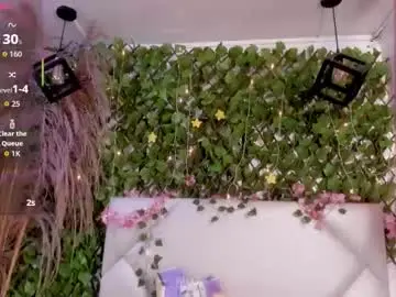 Chaturbate Live Sex Cam of anniie_evans1