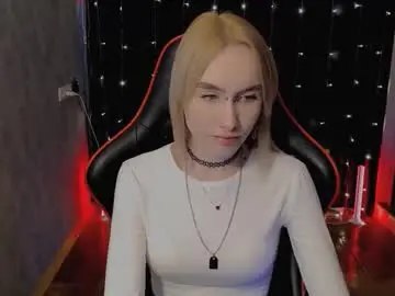 Chaturbate Live Sex Cam of crybambi