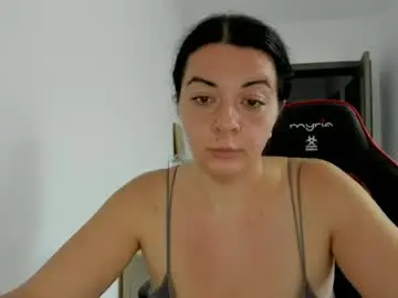 Chaturbate Live Sex Cam of amiraisa