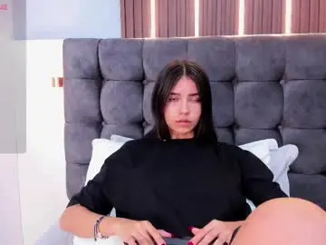 Chaturbate Live Porn of emma_doll7