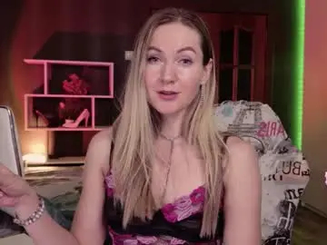 Chaturbate Adult Video Chat of hello_lisha