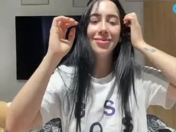 Chaturbate Watch Live Sex Cams of _gummies15