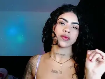 Chaturbate Live Sex Cam of violetwitch05
