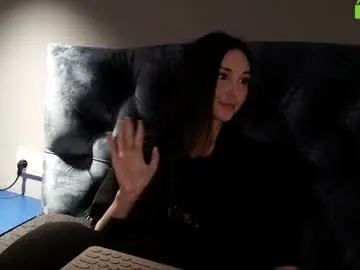 Chaturbate Live Sex Cam of hollyextra