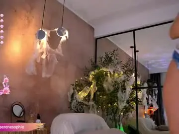 Chaturbate Sex Cam of serene_sophiex