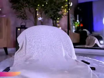 Chaturbate Live Sex Cam of serene_sophiex