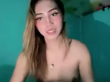 Chaturbate Sex Chat of astrid_khalifa