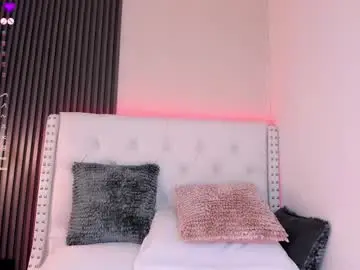 Chaturbate Live Sex Cam of aliscollinss