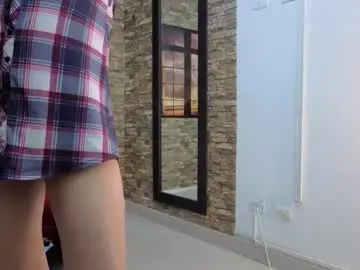 Chaturbate Live Sex Cam of daniela_xue