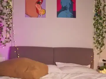 Chaturbate Watch Live Sex Cams of stella_crystal