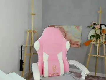 Chaturbate Live Sex Cam of milena_milyan