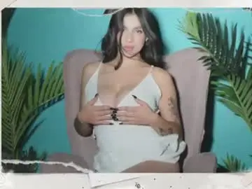 Chaturbate Free Live Porn of _littlecherryy_