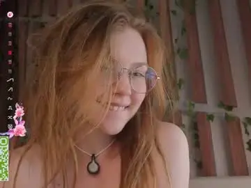 Chaturbate Watch Live Sex Cams of lyra_thenymph