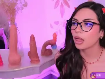 Chaturbate Watch Live Sex Cams of misselektra__