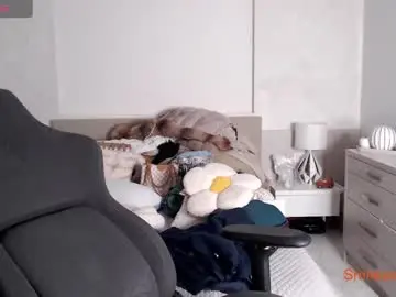 Chaturbate Adult Video Chat of smileyouarehere