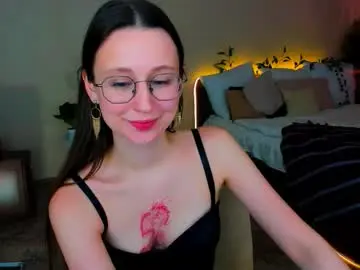 Chaturbate Free Porn Cam of yourlovelystoryy