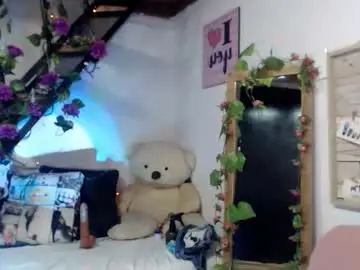 Chaturbate Nude Webcam of lunasky83