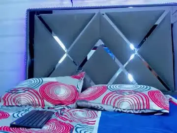 Chaturbate Live Sex Cam of haily_hot_girl