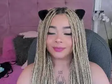 Chaturbate Live Sex Cam of conny_curly