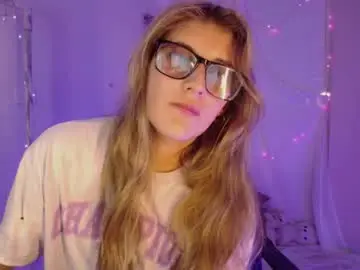 Chaturbate Nude Webcam of isabella_rross