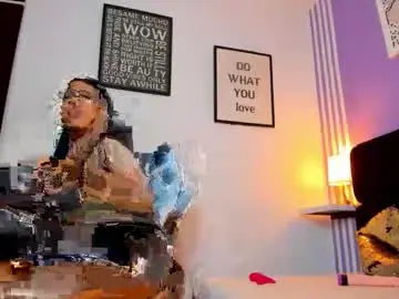 Chaturbate Free Porn Cam of tall_hot_brunette