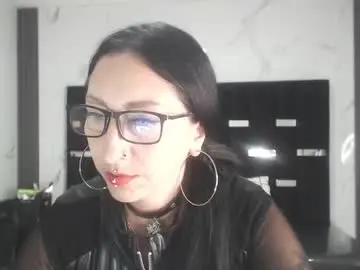 Chaturbate Live Sex Cam of britney_sub