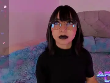Chaturbate Best live sex cam show of arya_line